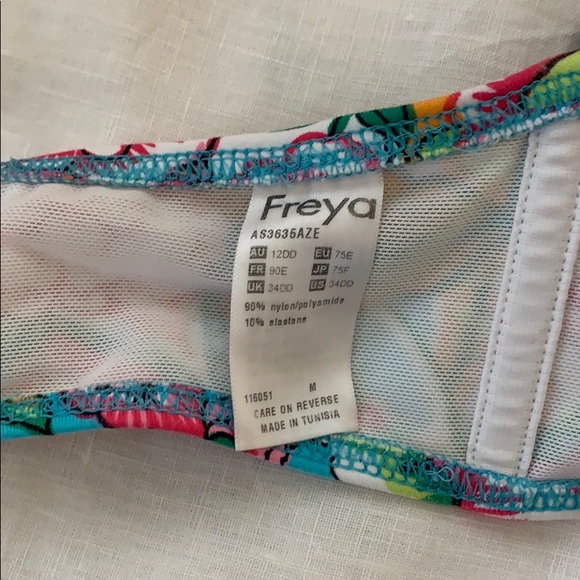 Freya tropical print underwire bikini top - Picture 3 of 3